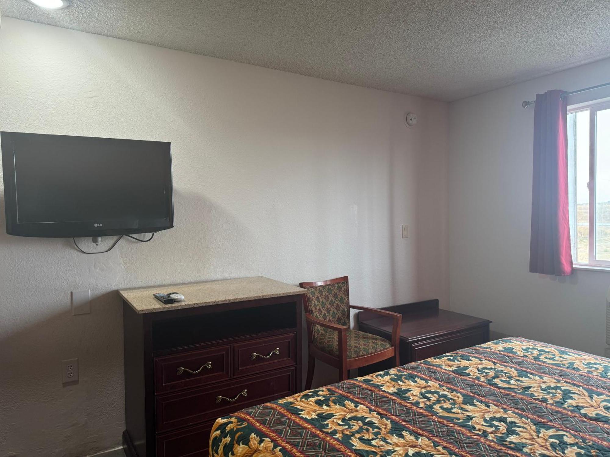 Nampa Inn & Suites Buitenkant foto
