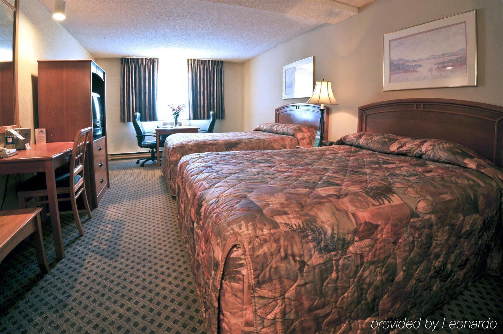 Nampa Inn & Suites Buitenkant foto