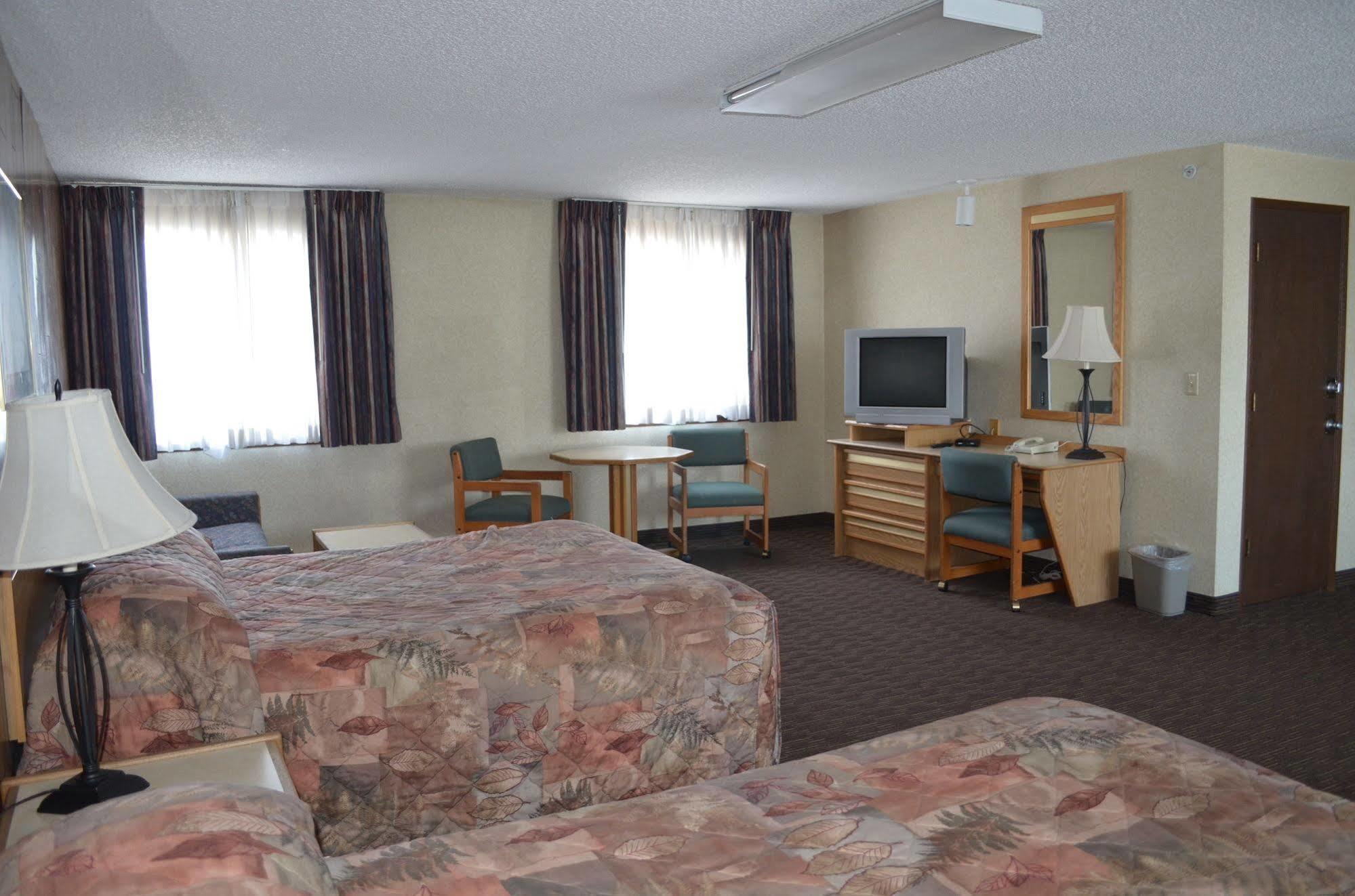 Nampa Inn & Suites Buitenkant foto